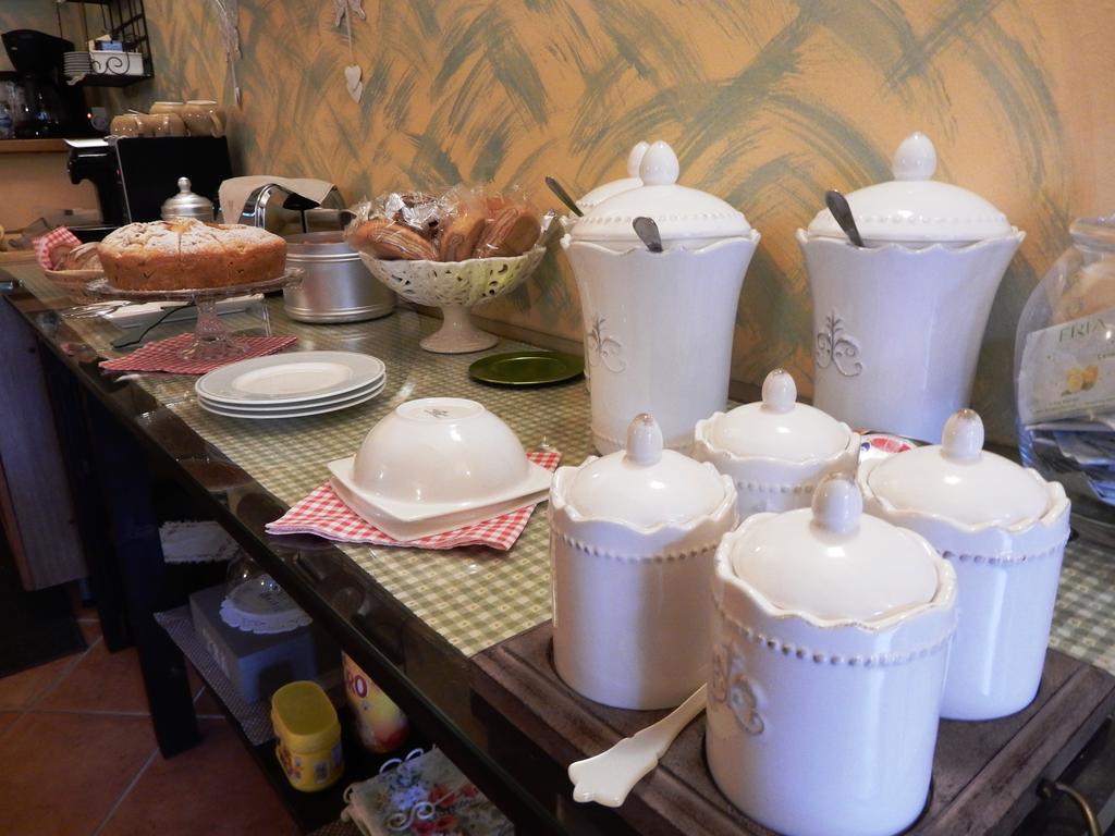 Bed&Breakfast La Siepe Pinerolo Exterior photo